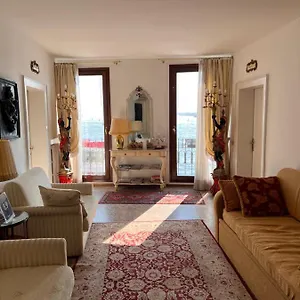 Bed & Breakfast La Corte Dei Dogi, Venice