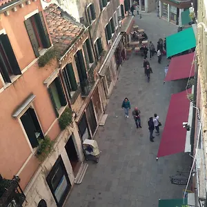 Hotel Casa Linger, Venice