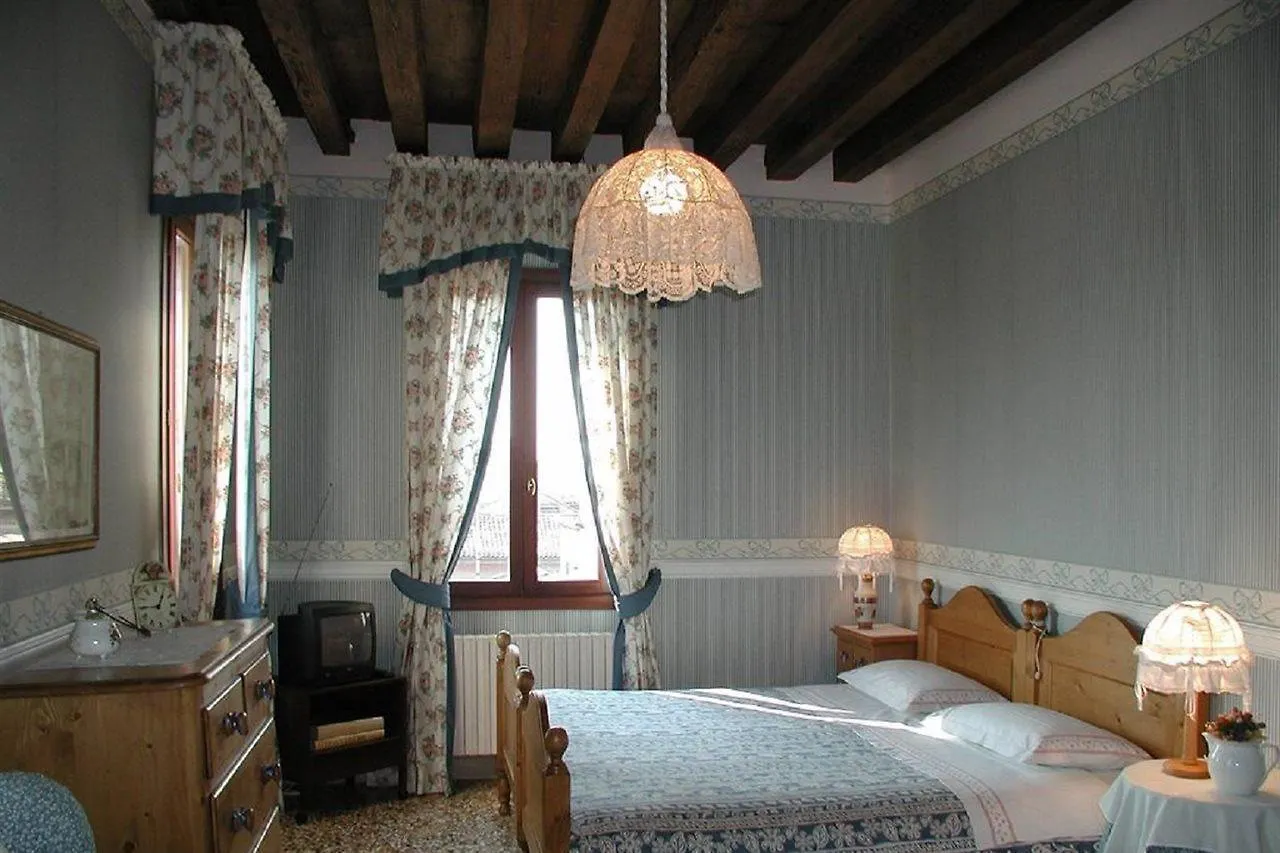 ונציה At Home A Palazzo 3*,  איטליה