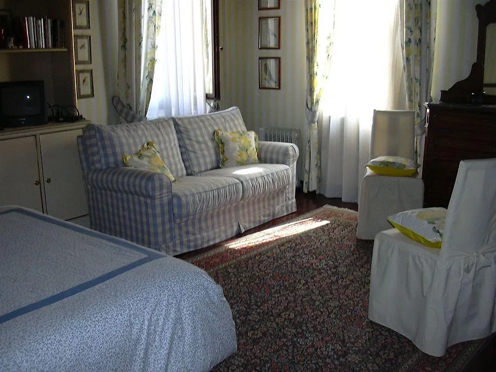 לינה וארוחת בוקר ונציה At Home A Palazzo