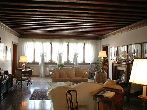 *** Bed & Breakfast At Home A Palazzo Venice Italy